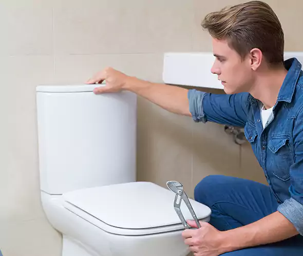 Expert Plumber for Toilet Replacement in Orlando, FL: Schedule Affordable Toilet Replacement Services with Us