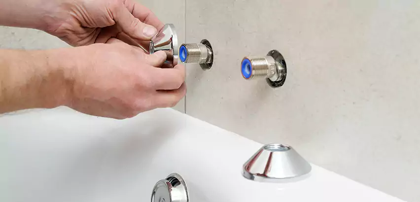 Bathtub Faucet Diverter Replacement in Orlando